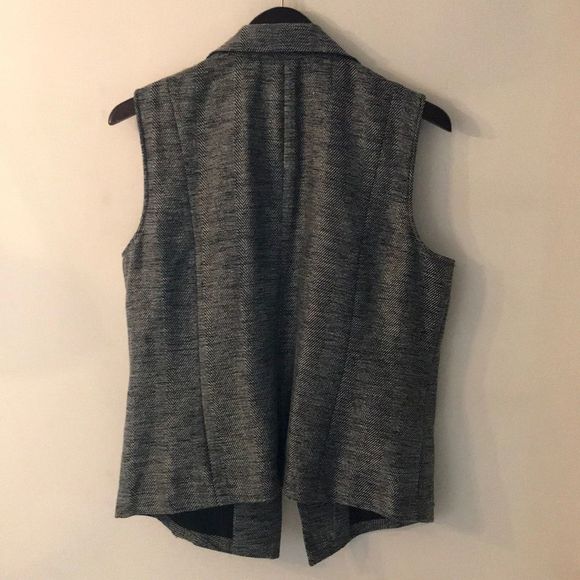 CHICO’S Ruffle Karissa Vest Jacket - Picture 7 of 7